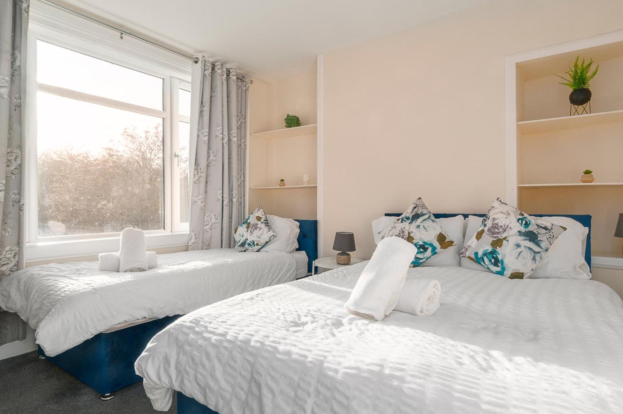 2 Bed Property, Sleeps 5, Free Parking, Near City Centre EDI Exterior foto